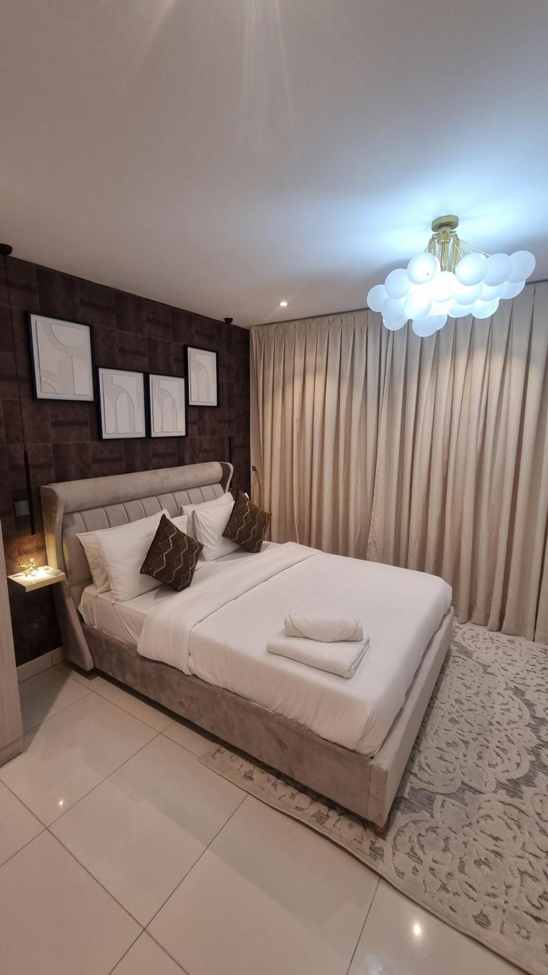 The Lennox Suites By Cozy Accra Buitenkant foto